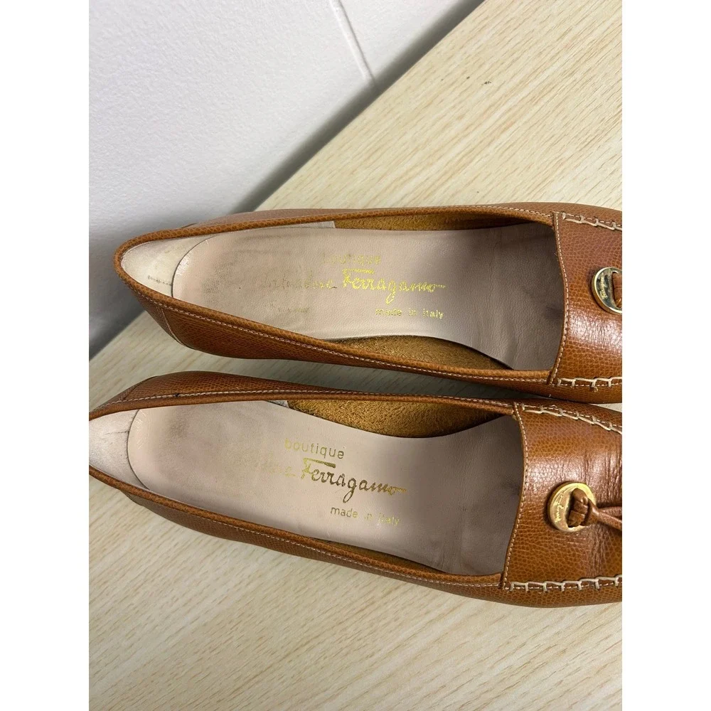 Salvatore Ferragamo Pumps Womens 9 AA Rust Tassel Loafer Low Heel Vintage